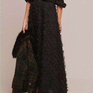 Chic Black Textured Maxi Skirt